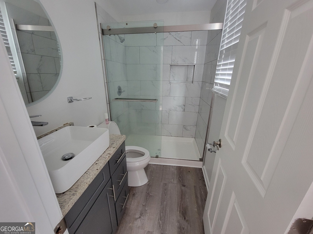1896 Ridgewood Drive - Photo 11