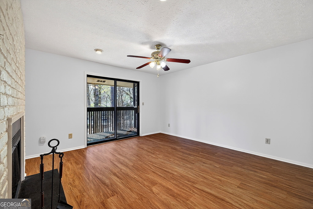 903 Cumberland Court Se - Photo 4