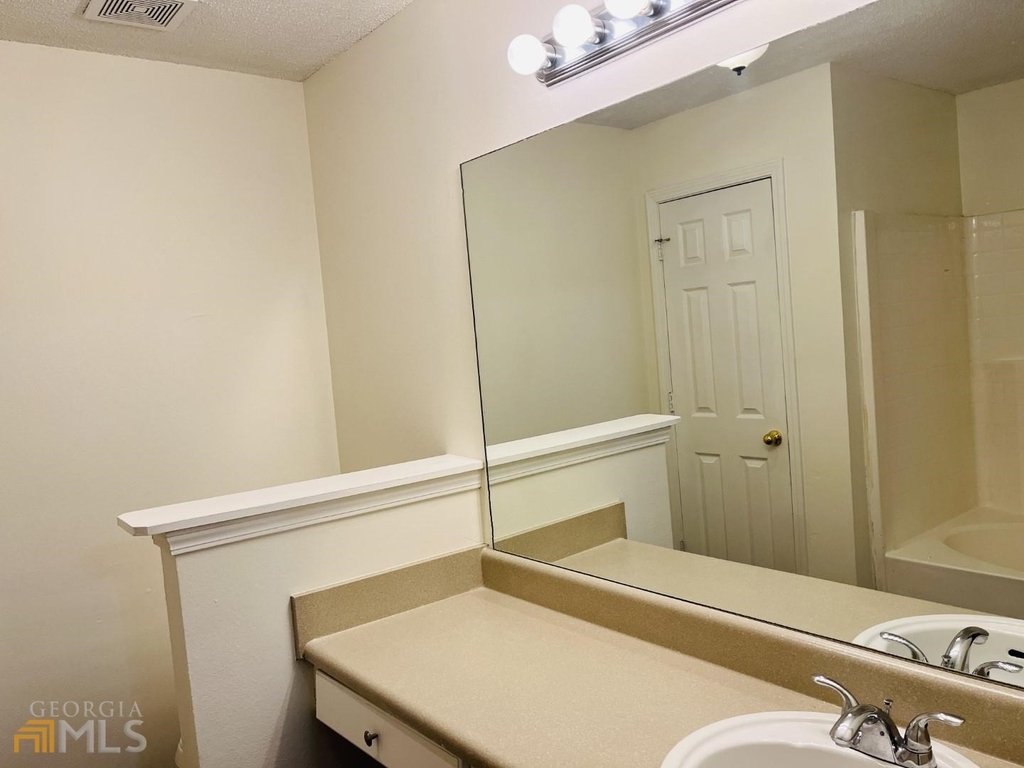 4037 Ravenwood Court - Photo 26