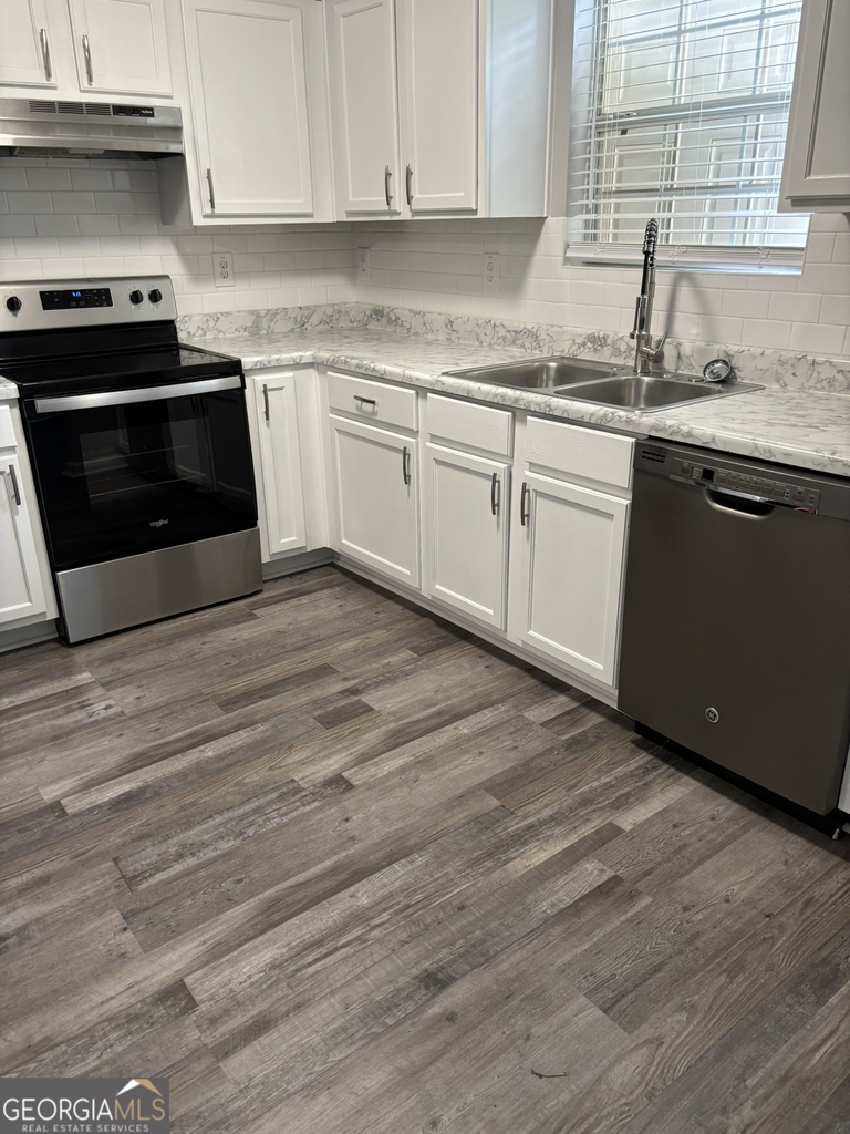 5739 Windfall Lane - Photo 7