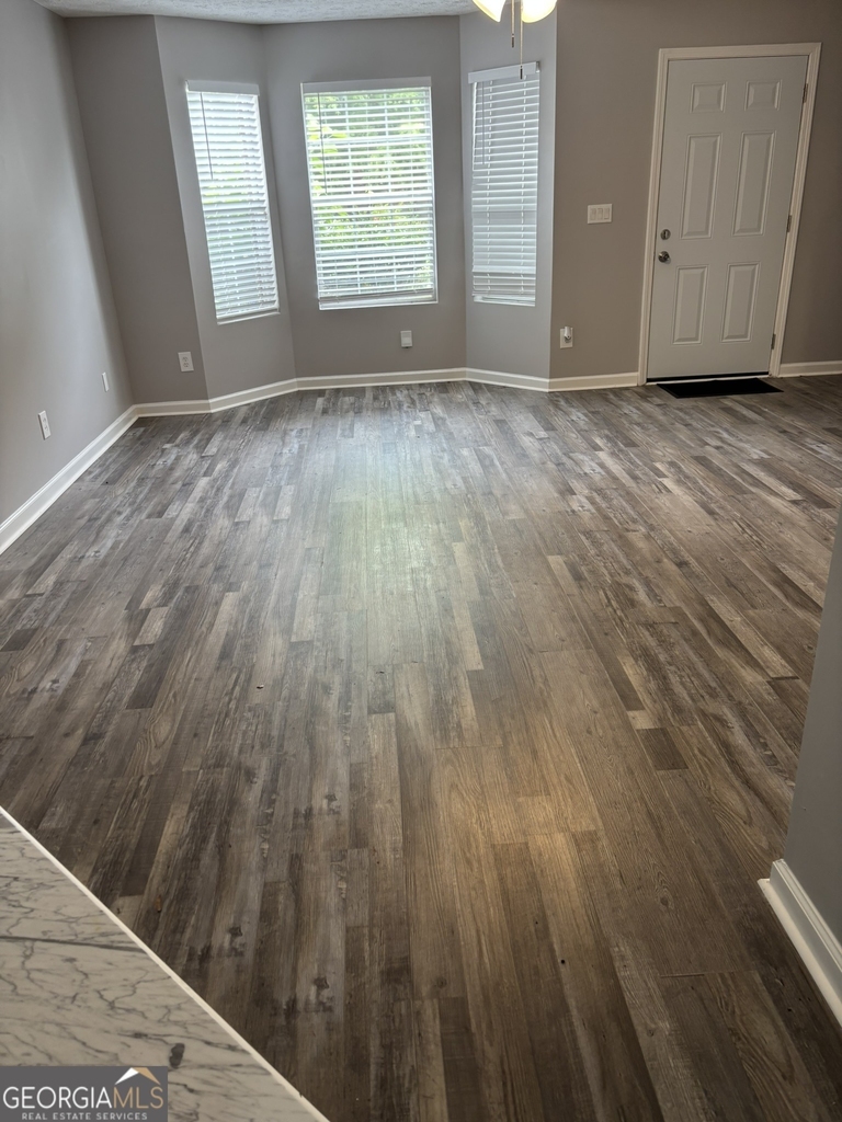 5739 Windfall Lane - Photo 10