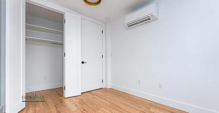 2114 Fulton Street - Photo 5
