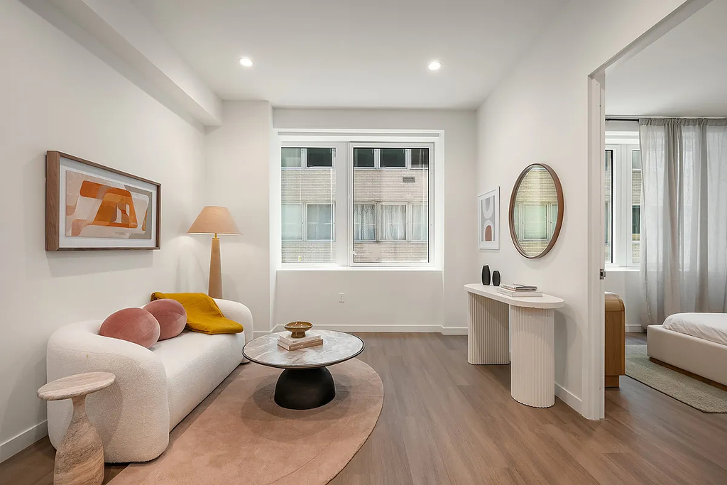 180 Pearl Street, New York, NY 10005 - Photo 0