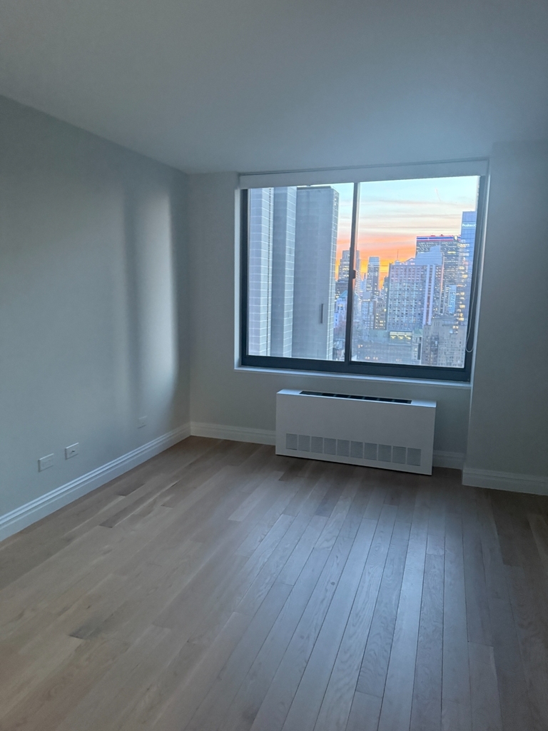 West 48th Street and 8th Avenue - Photo 8