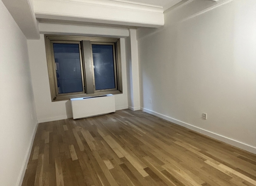 West 55th Street - Photo 2