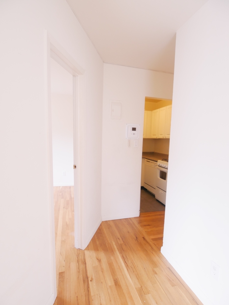401 East 77th Street - Photo 13