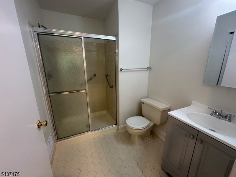 7 Sheffield Ct - Photo 8