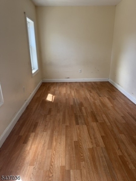 34 Sussex Ave - Photo 4