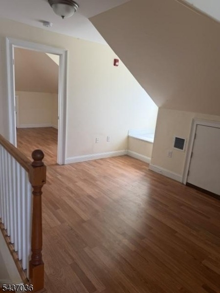 34 Sussex Ave - Photo 5