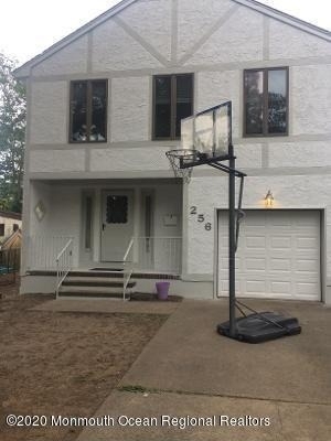 256 Lawrence Avenue - Photo 0