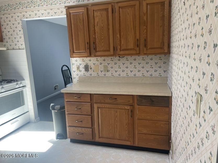 256 Lawrence Avenue - Photo 12
