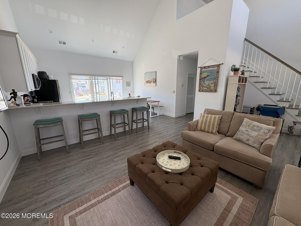 215 Heron Road - Photo 4