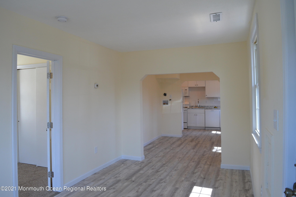 186 S Park Avenue - Photo 4