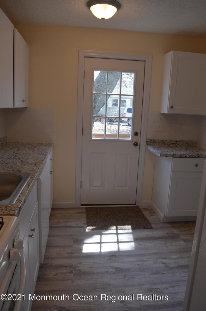 186 S Park Avenue - Photo 12