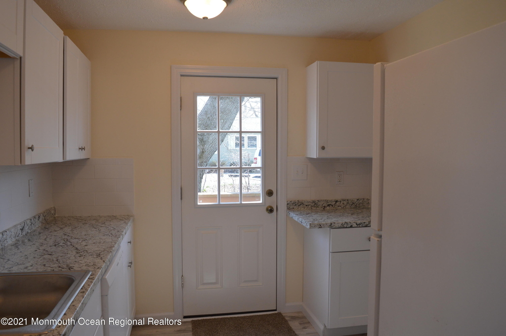 186 S Park Avenue - Photo 11