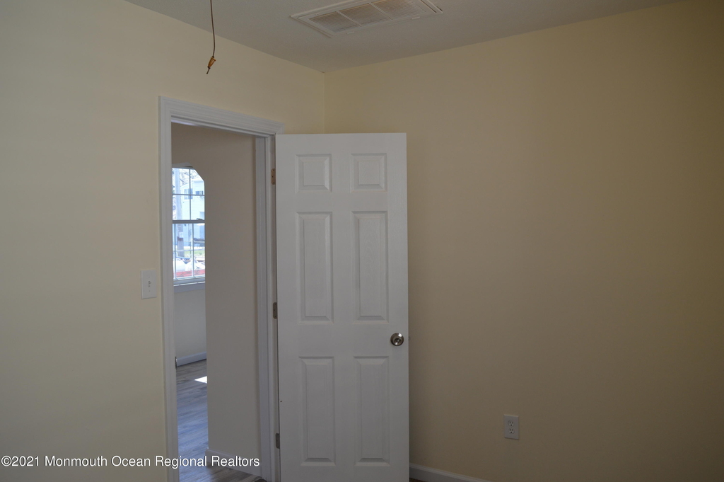 186 S Park Avenue - Photo 19