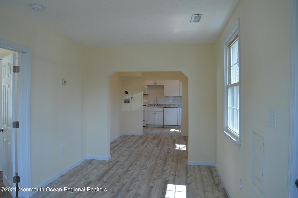 186 S Park Avenue - Photo 3