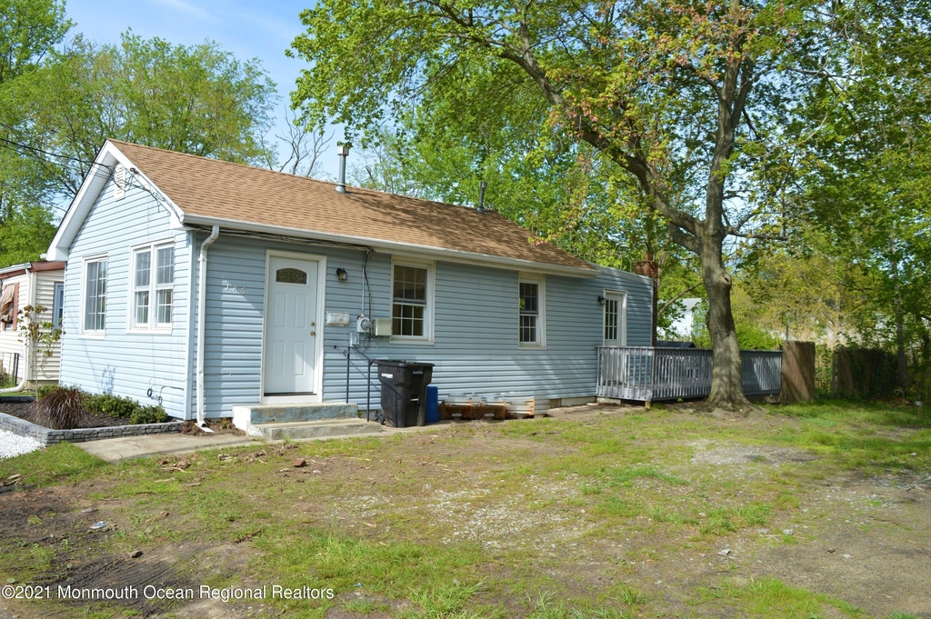 186 S Park Avenue - Photo 0