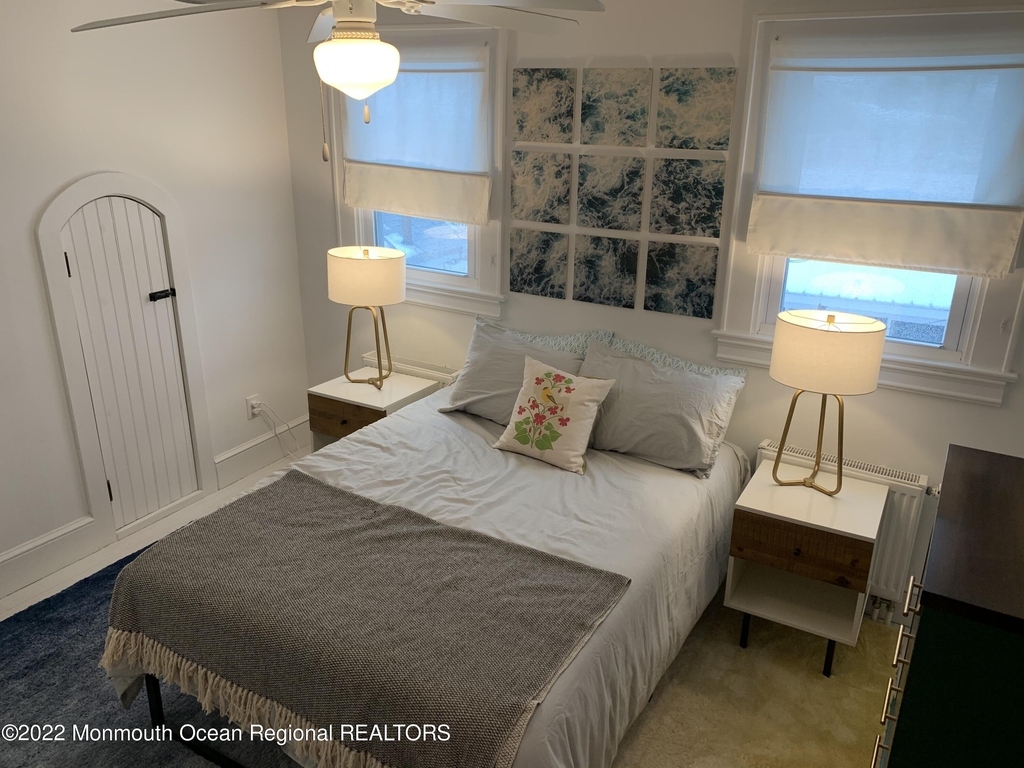 1836 Parkway - Photo 16