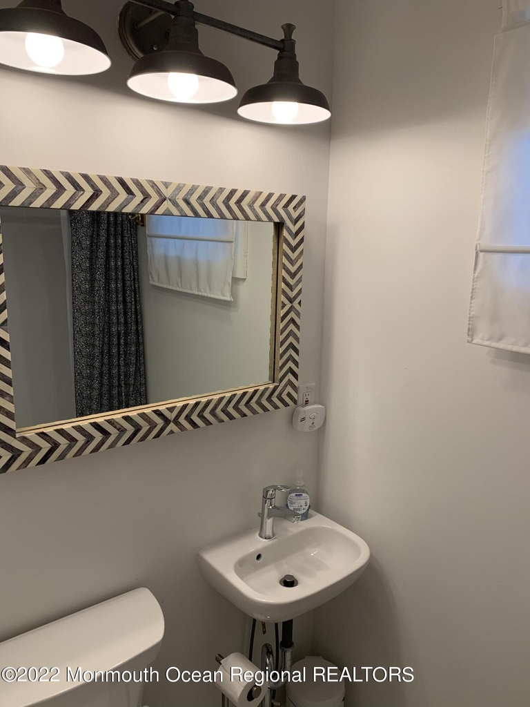1836 Parkway - Photo 12