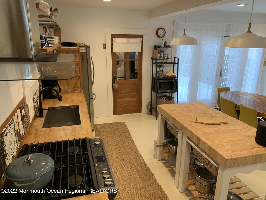 1836 Parkway - Photo 10