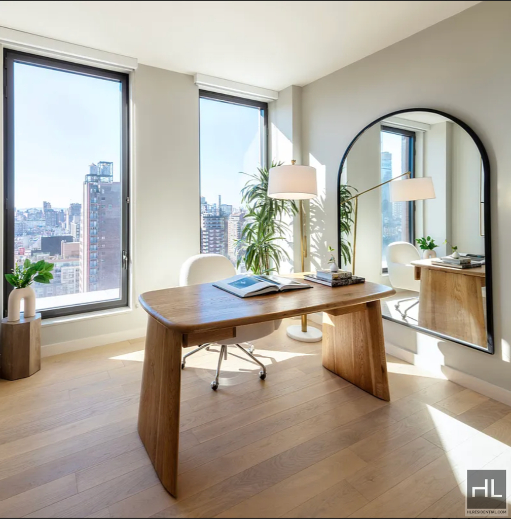 West 28th Street - Photo 7