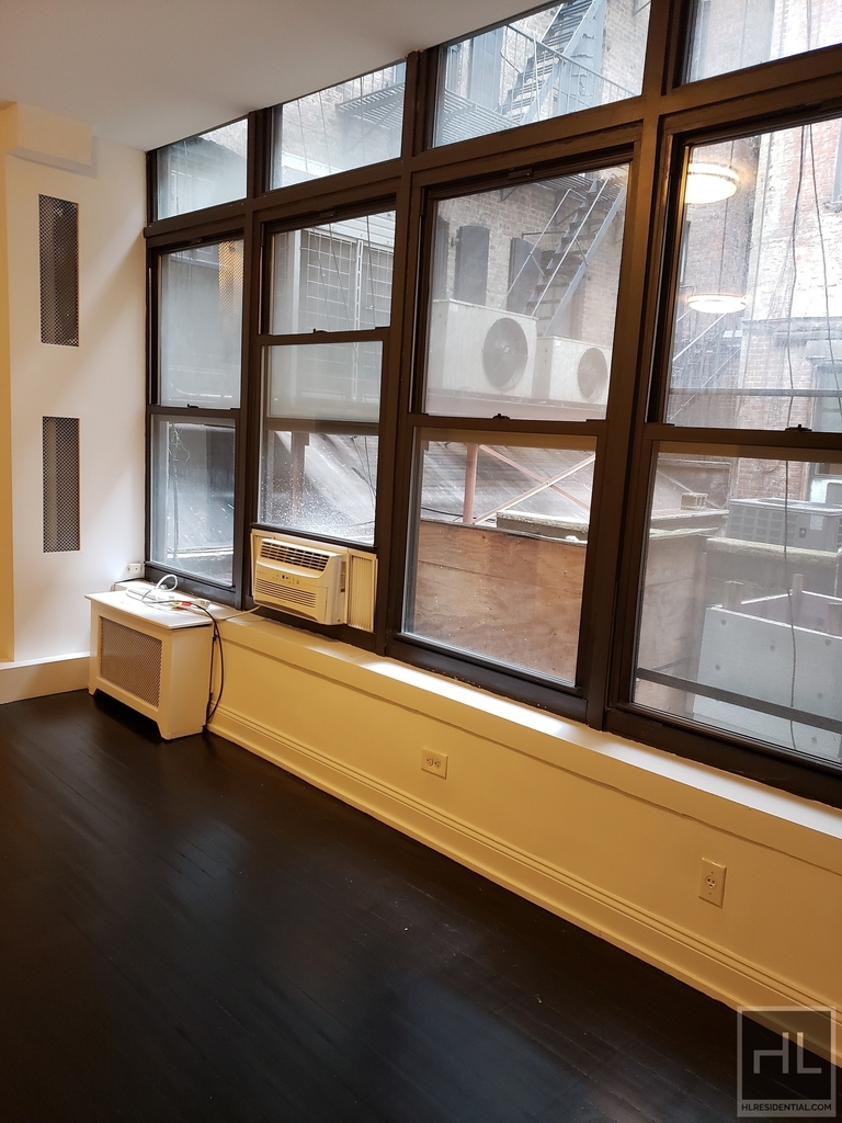West 9 Street - Photo 1