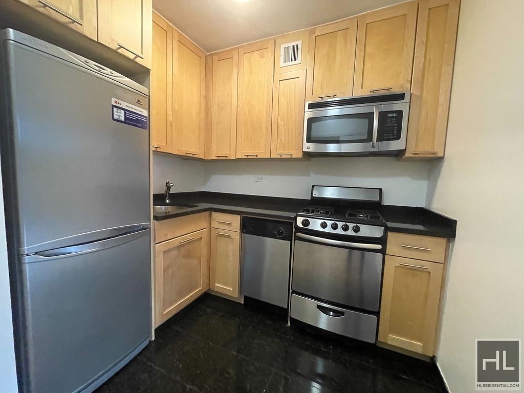East 79th Street - Photo 1
