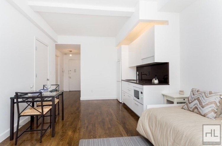 West 91st Street - Photo 0