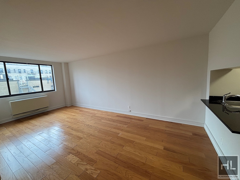 West 96th Street - Photo 1