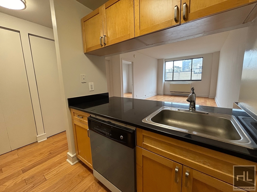 West 96th Street - Photo 2