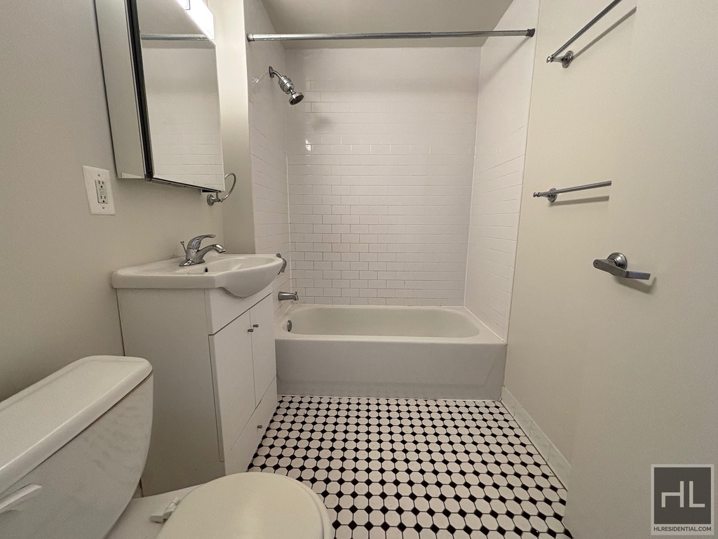 West 96th Street - Photo 3