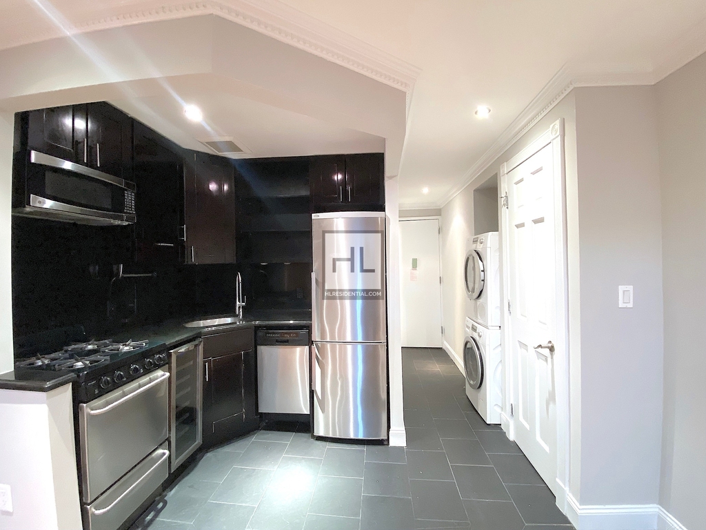 East 26 Street - Photo 1