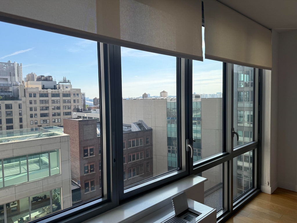 606 West 57th Street - Photo 11