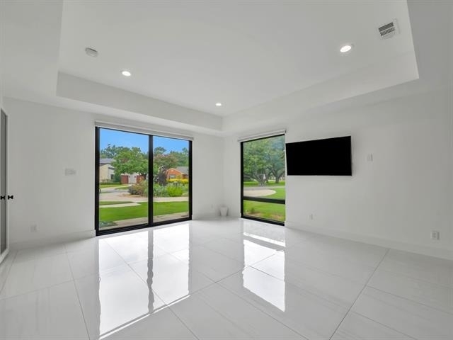 11248 Jamestown Road - Photo 5