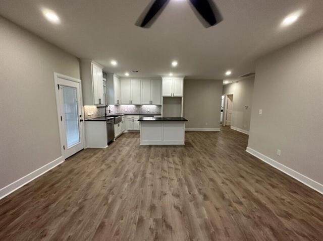 914 W Baker Street - Photo 2