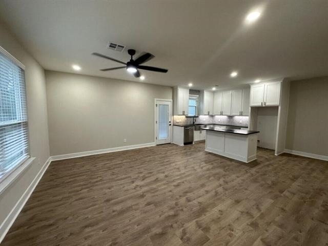 914 W Baker Street - Photo 1