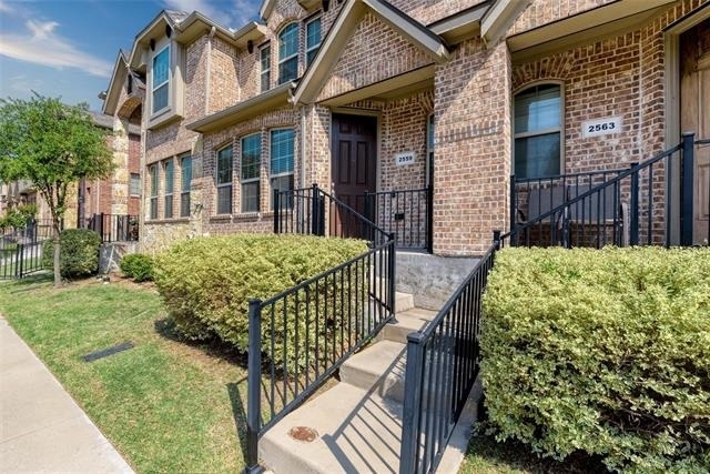 2559 Adam Lane - Photo 1