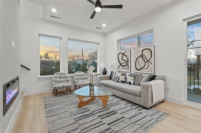 2031 N Prairie Avenue - Photo 8