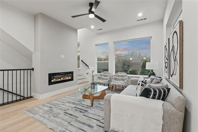 2031 N Prairie Avenue - Photo 6