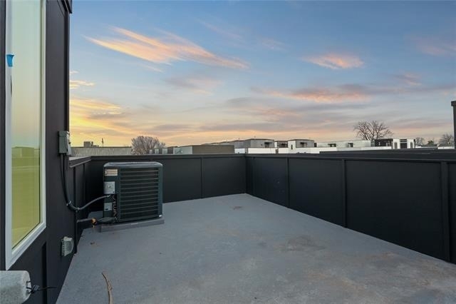 2031 N Prairie Avenue - Photo 22