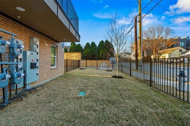 2031 N Prairie Avenue - Photo 4