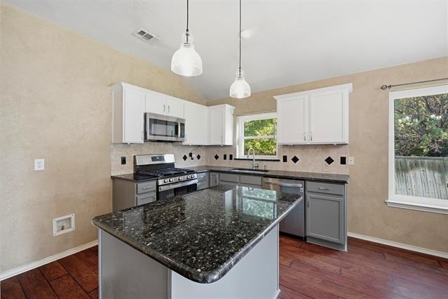 2304 Pheasant Run - Photo 6