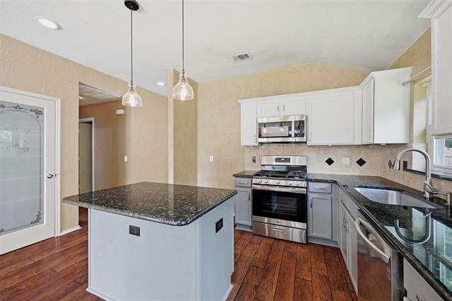 2304 Pheasant Run - Photo 7