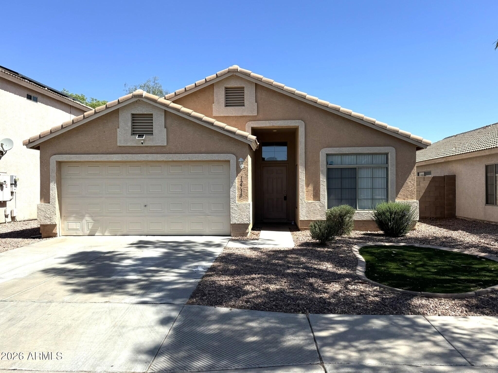 12710 W Ash Street - Photo 0