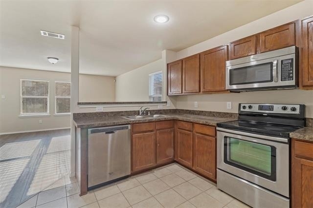 1452 Willoughby Way - Photo 8