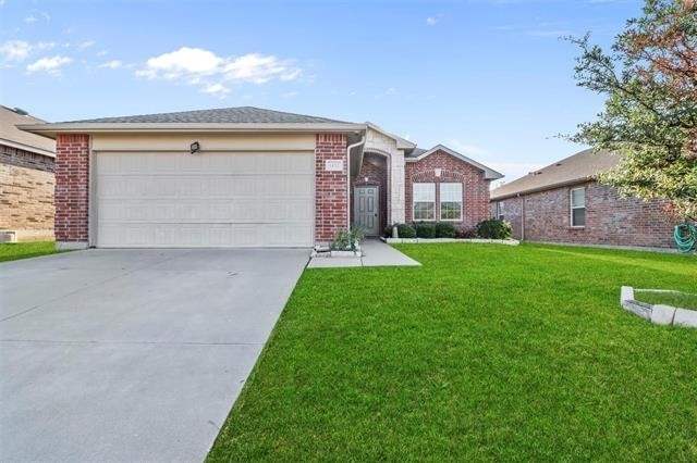 1452 Willoughby Way - Photo 0