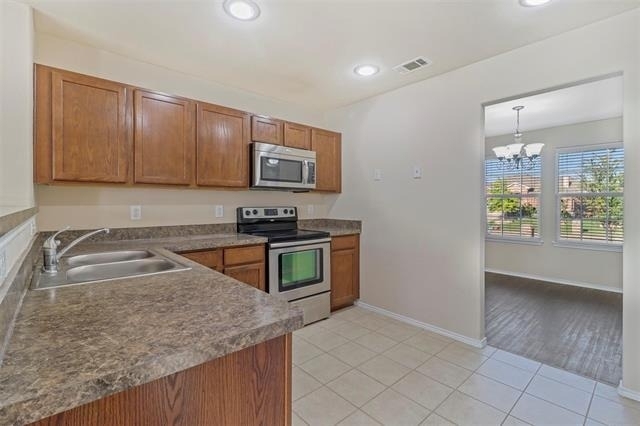 1452 Willoughby Way - Photo 7