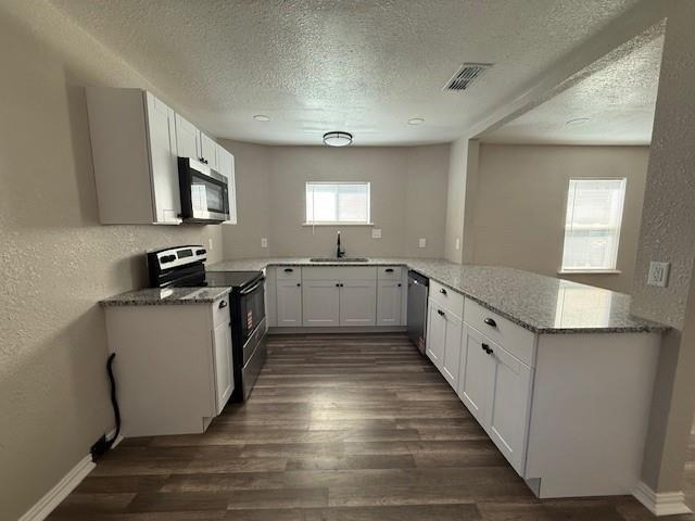 234 Clyde Street - Photo 3