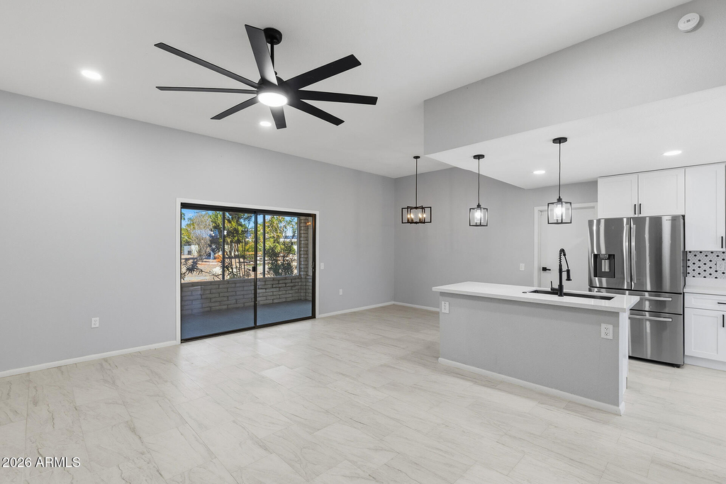 16817 N Meadow Park Drive - Photo 10